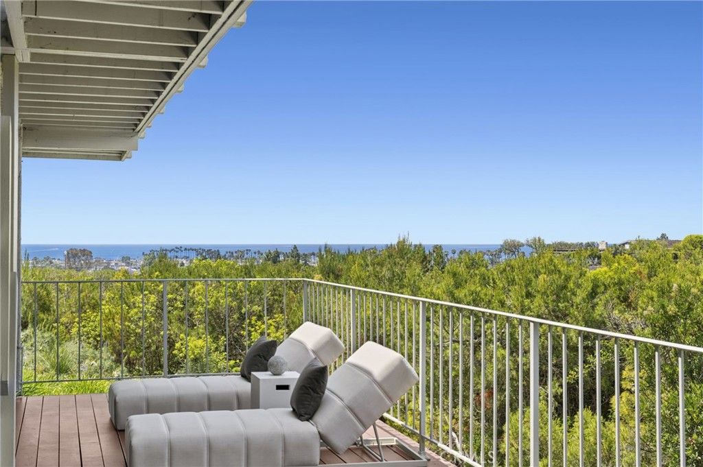 Photo of 7 Jasmine Creek Drive, Corona Del Mar, CA 92625 (MLS # NP26097438)