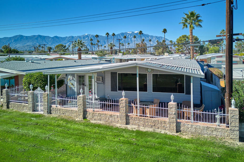 Tri Palm Estates - Manufactured In Park