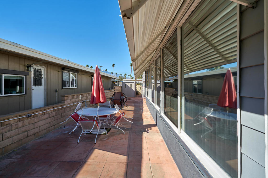 Tri Palm Estates - Manufactured In Park