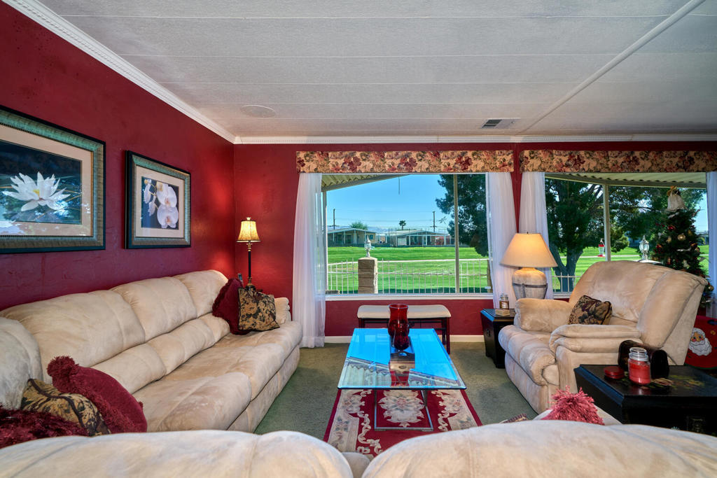 Tri Palm Estates - Manufactured In Park