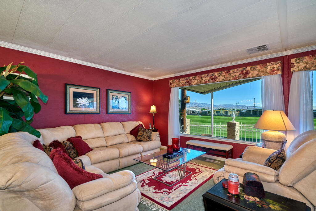 Tri Palm Estates - Manufactured In Park