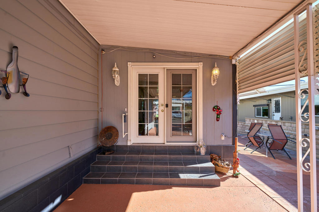 Tri Palm Estates - Manufactured In Park