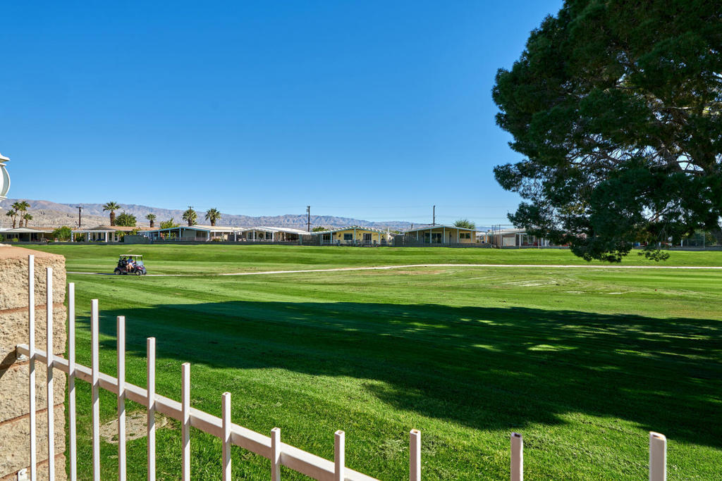 Tri Palm Estates - Manufactured In Park