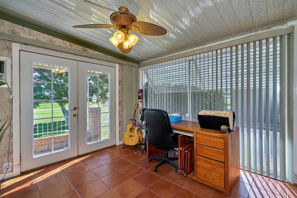 Tri Palm Estates - Manufactured In Park