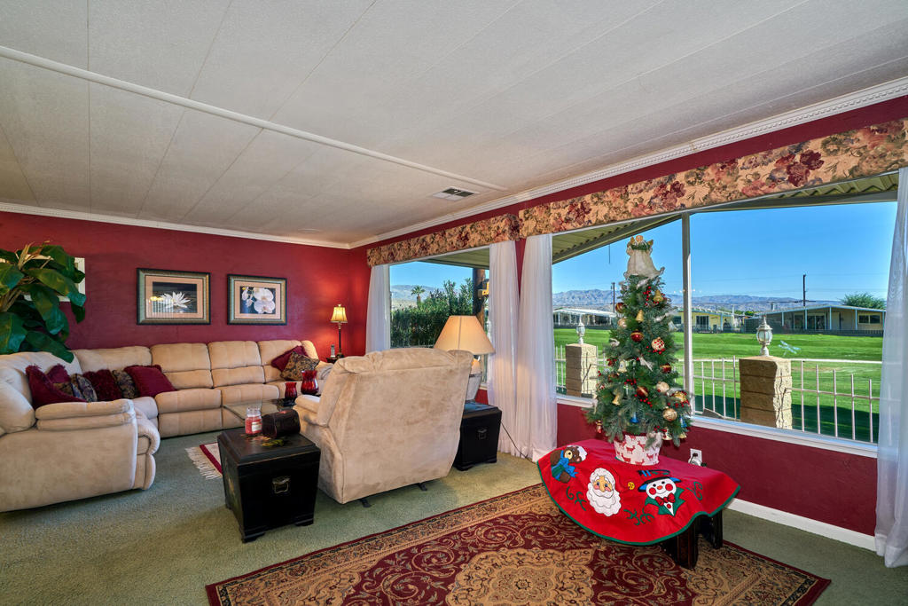 Tri Palm Estates - Manufactured In Park