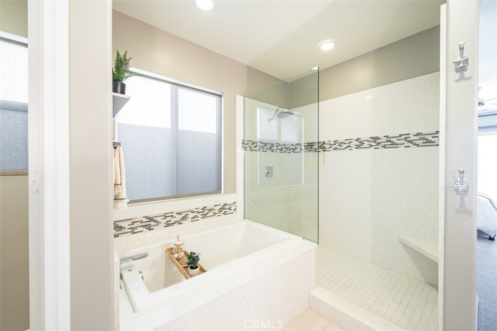 Mountain Gate (PS) (33110) - Residential