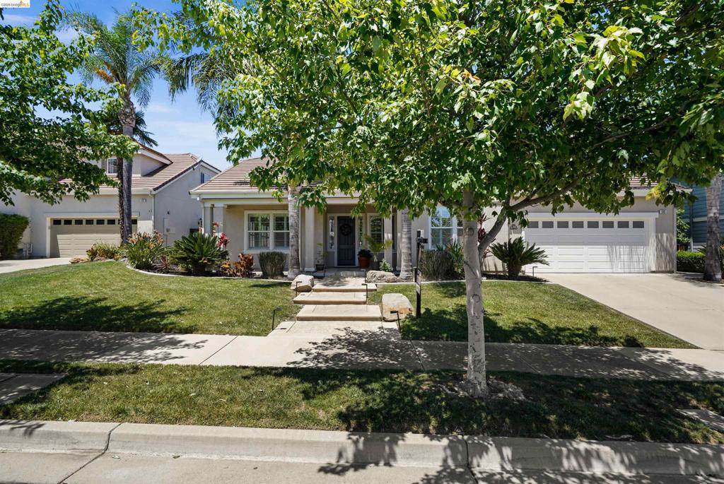 540 Lakeview Dr
