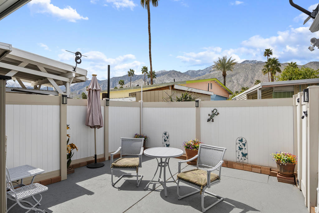 Ramon Mobile Park - Manufactured In Park