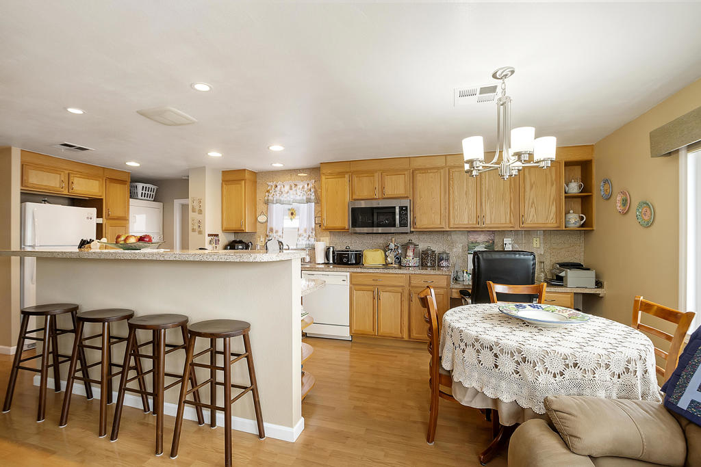 Ramon Mobile Park - Manufactured In Park