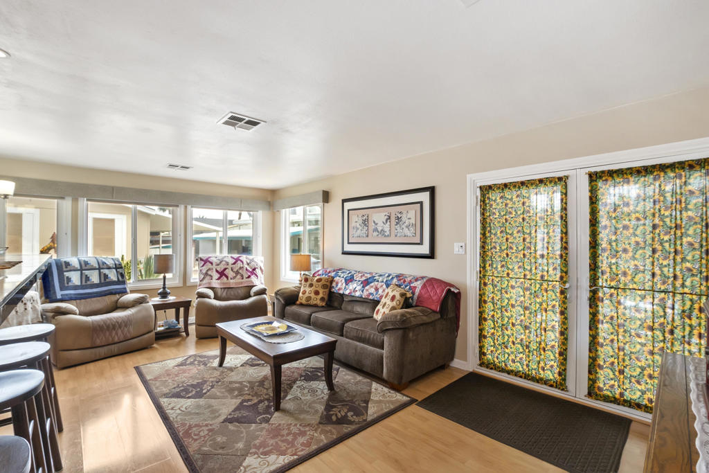 Ramon Mobile Park - Manufactured In Park