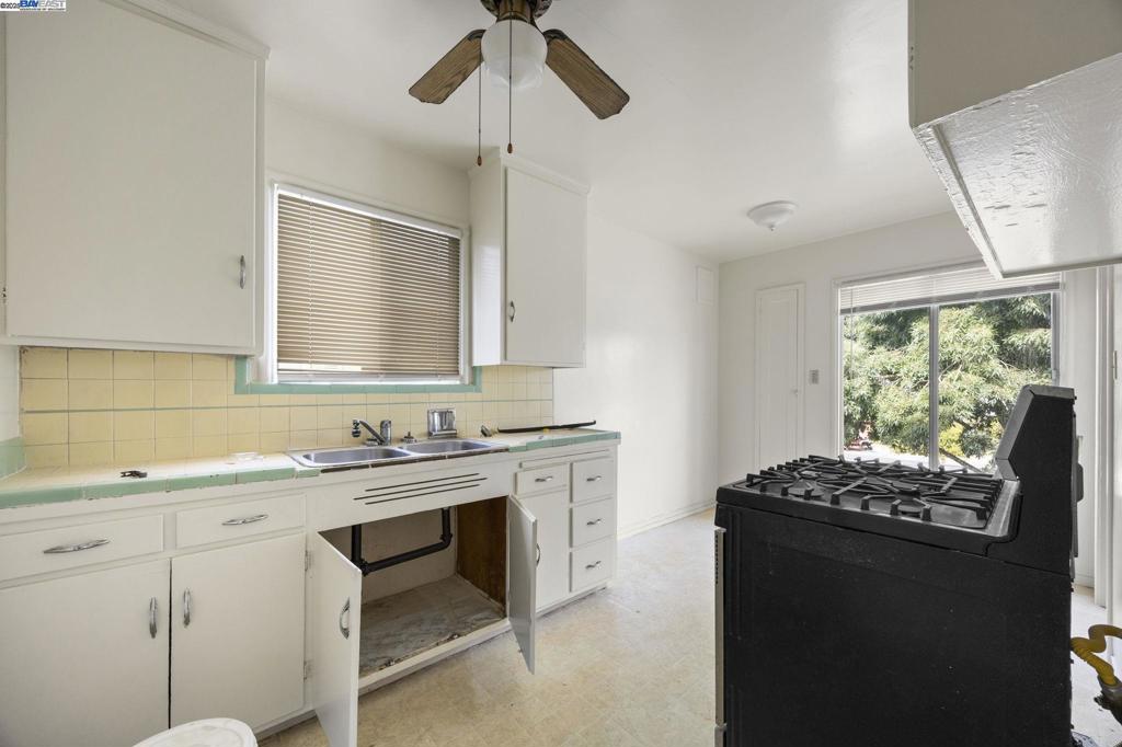 SOUTH BERKELEY - Residential Income