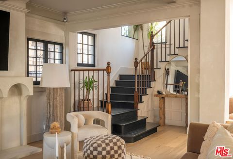 Photo of 1715 S Kingsley Drive, Los Angeles, CA 90006 (MLS # 26649239)