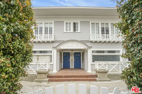 573 W 13th Street San Pedro CA 90731