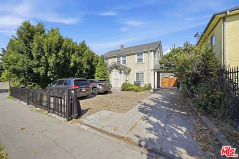 Photo of 1220 Crenshaw Boulevard, Los Angeles, CA 90019 (MLS # 26840201)