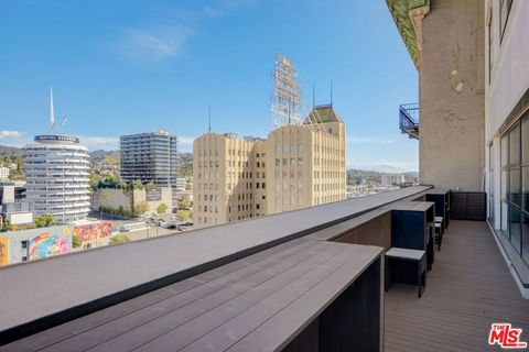 Photo of 1645 N Vine Street #908, Los Angeles, CA 90028 (MLS # 24378511) Photo of 1645 N Vine Street #908, Los Angeles, CA 90028 (MLS # 24378511)