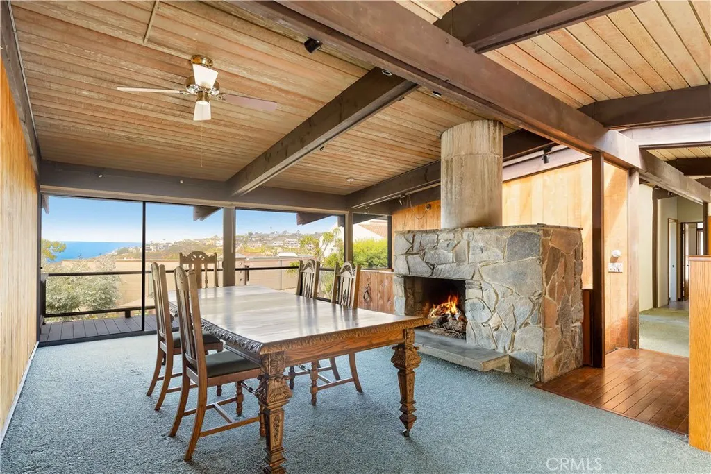 Laguna Beach, California 92651, United States, 4 Bedrooms Bedrooms, ,3 BathroomsBathrooms,Residential,Active,199995