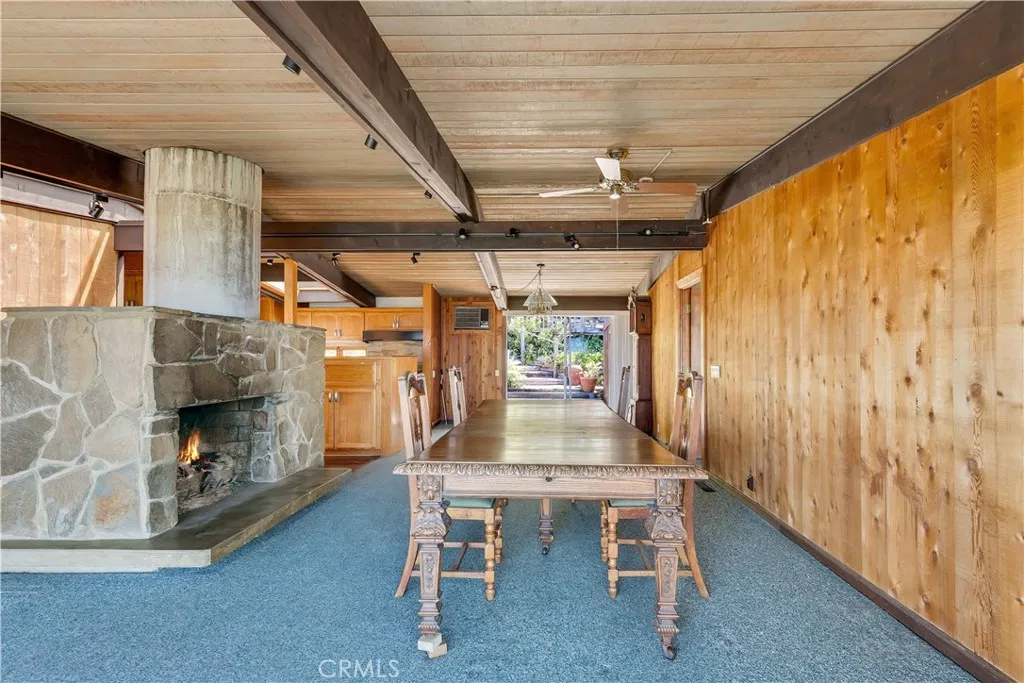 Laguna Beach, California 92651, United States, 4 Bedrooms Bedrooms, ,3 BathroomsBathrooms,Residential,Active,199995