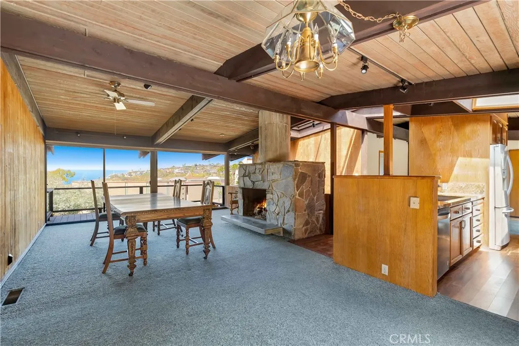 Laguna Beach, California 92651, United States, 4 Bedrooms Bedrooms, ,3 BathroomsBathrooms,Residential,Active,199995