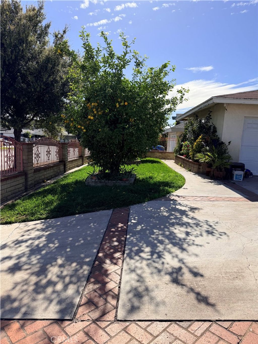 Photo of 1163 CLOVERGLEN DRIVE Dr, La Puente, CA 91744 (MLS # CV26045777)