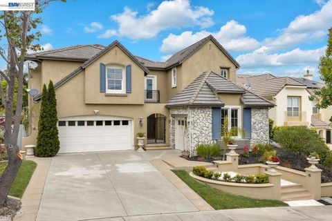 Photo of 10872 Inspiration Cir CIR, Dublin, CA 94568 (MLS # 41133465)