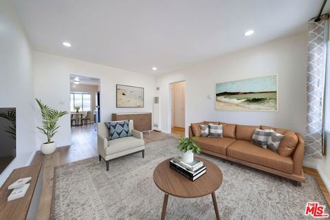 Photo of 1247 22nd Street #5, Santa Monica, CA 90404 (MLS # 26638493)
