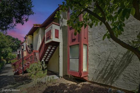 Photo of 1391 Monument Boulevard #10, Concord, CA 94520 (MLS # ML82043987)