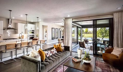 3174 Woody Way Hollister CA 95023