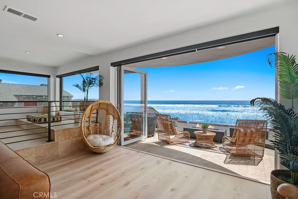 516 S THE STRAND # A