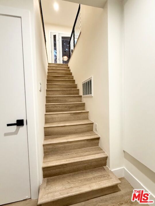 Laguna Village - Residential