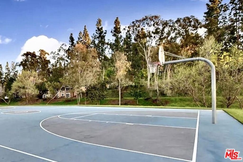 Laguna Village - Residential