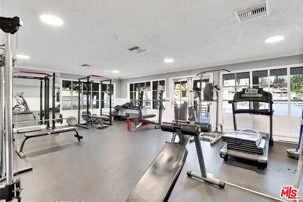 Laguna Village - Residential