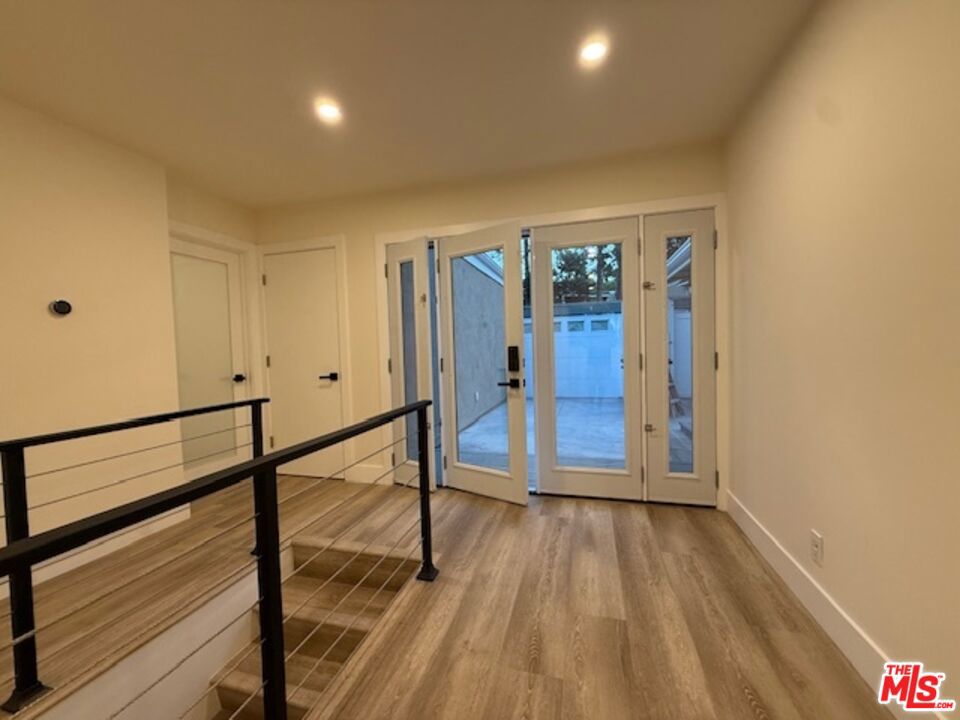 Laguna Village - Residential