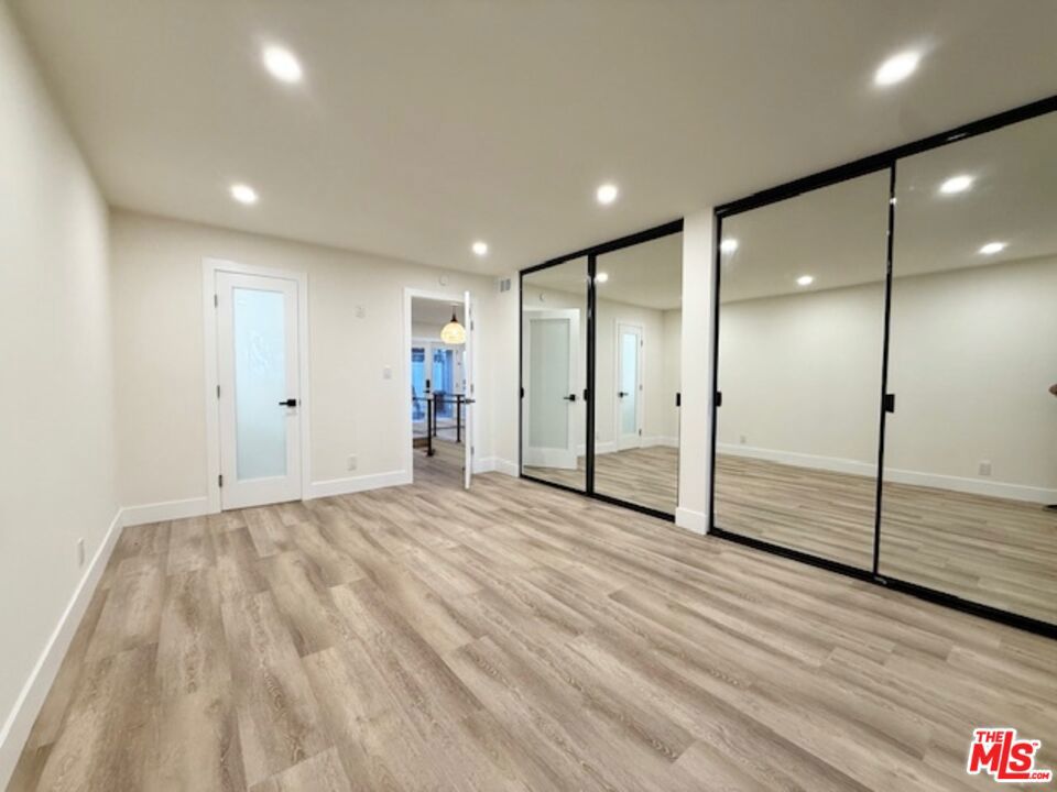 Laguna Village - Residential