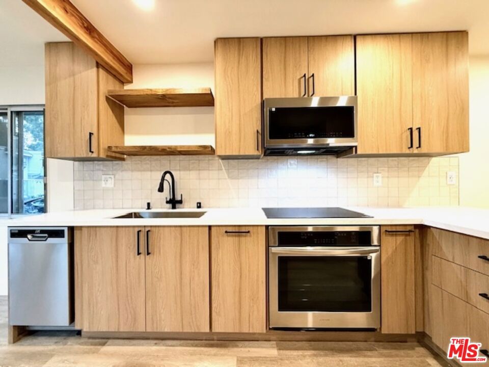 Laguna Village - Residential