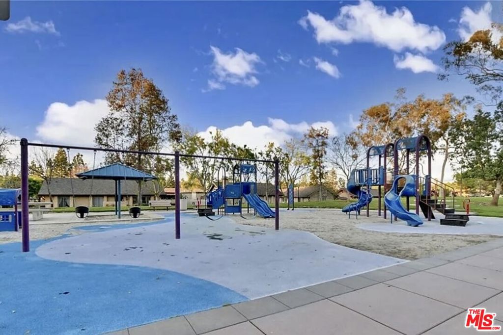 Laguna Village - Residential