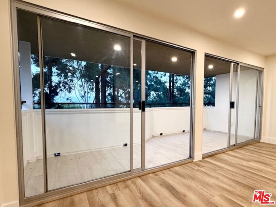 Laguna Village - Residential