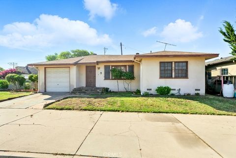 Photo of 2000 La Paloma Avenue, Alhambra, CA 91803 (MLS # PF25282261)
