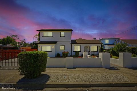 Photo of 1825 Mayfair Place, San Jose, CA 95116 (MLS # ML82048456)
