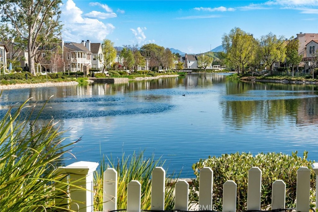 27038 Edgewater Lane