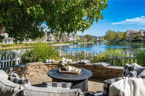 27038 Edgewater Lane Valencia CA 91355