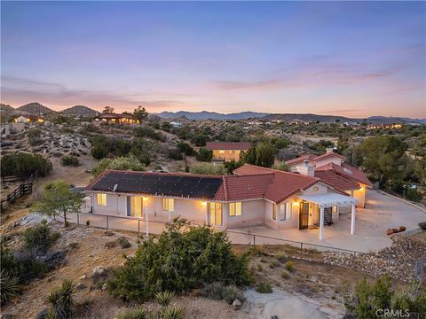 Photo of 5453 Wallaby Street, Yucca Valley, CA 92284 (MLS # JT26073864)