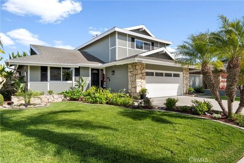 Photo of 17252 Almelo Lane, Huntington Beach, CA 92649 (MLS # PW26073751)