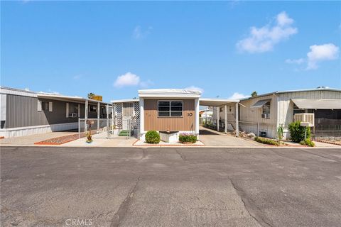 Photo of 1177 W Congress Street #10, San Bernardino, CA 92410 (MLS # CV26093760)