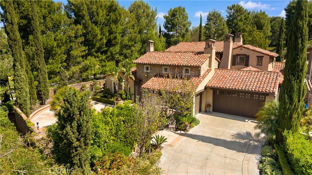 Photo of 20 Blue Summit Smt, Irvine, CA 92603 (MLS # OC26062570)