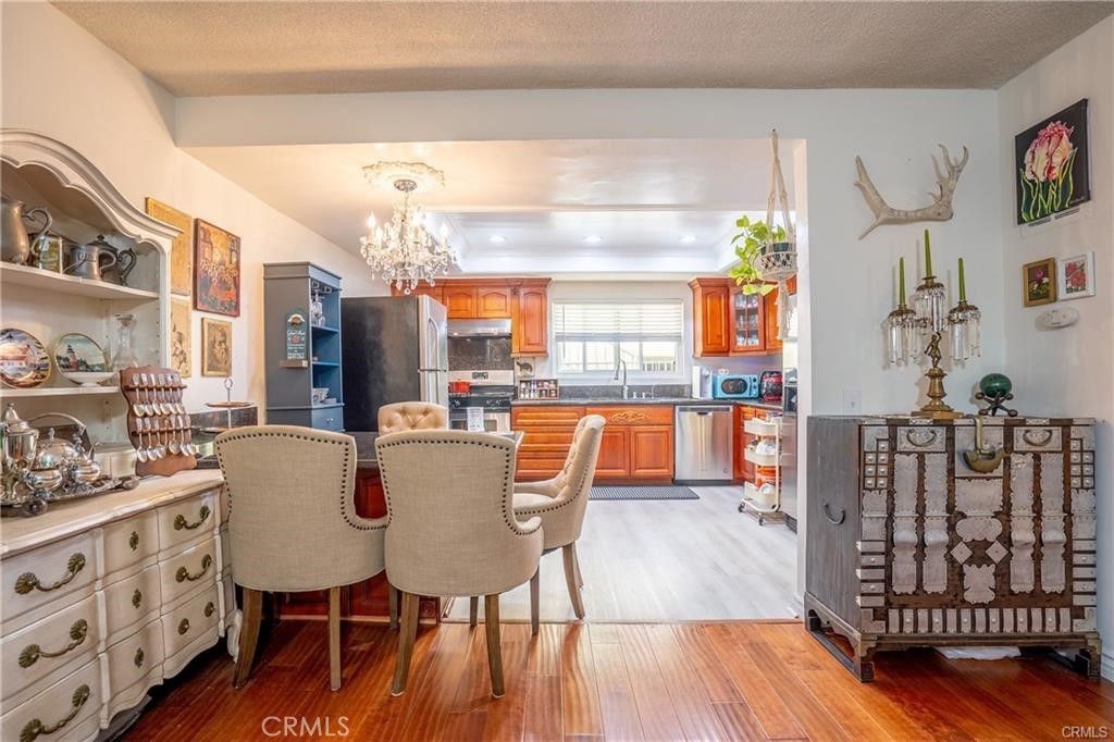 Photo of 446 S St Andrews Pl, Los Angeles, CA 90020 (MLS # PW25265283)