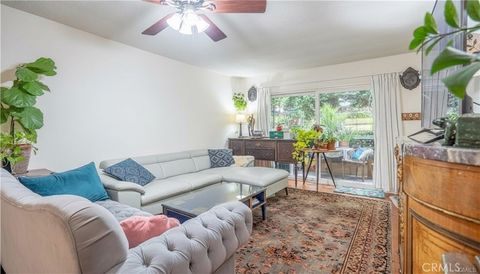 446 S St Andrews Los Angeles CA 90020