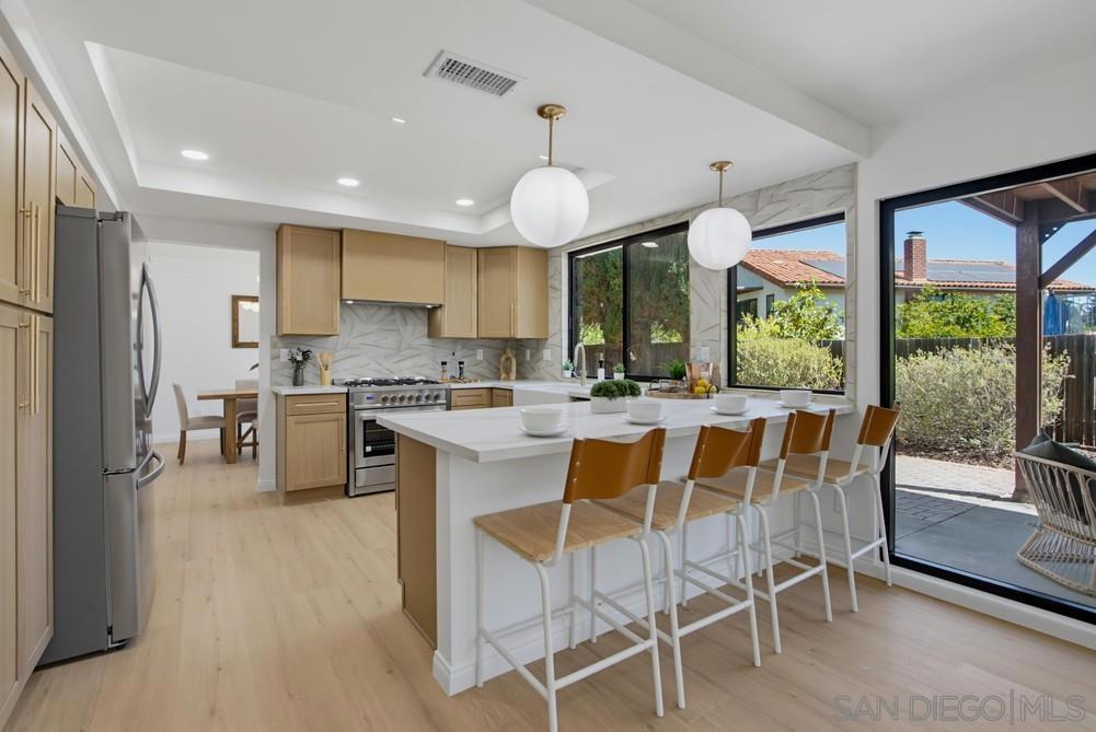 14885 Priscilla ST