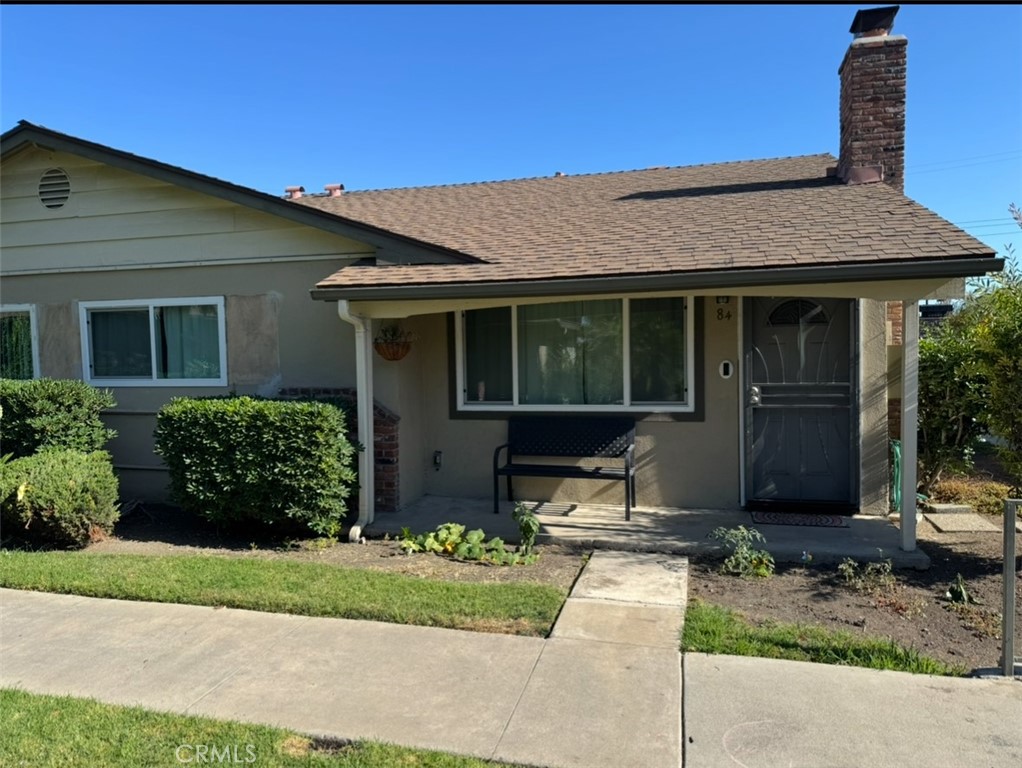 Welcome to the Coco Palms community, where comfort meets affordability! This wonderful end unit and starter home presents a fantastic opportunity for first-time buyers. Enjoy the convenience of in-unit laundry hookups, complemented by a community laundry featuring brand new washer/dryer appliances. The property includes a 1-car garage and ample visitor parking. Recent updates from the sellers include a new water heater, and vanity for the bathroom. Residents can take advantage of the community amenities, including a pool, spa, and clubhouse. Don't miss this rare find—it's a great opportunity waiting for you!