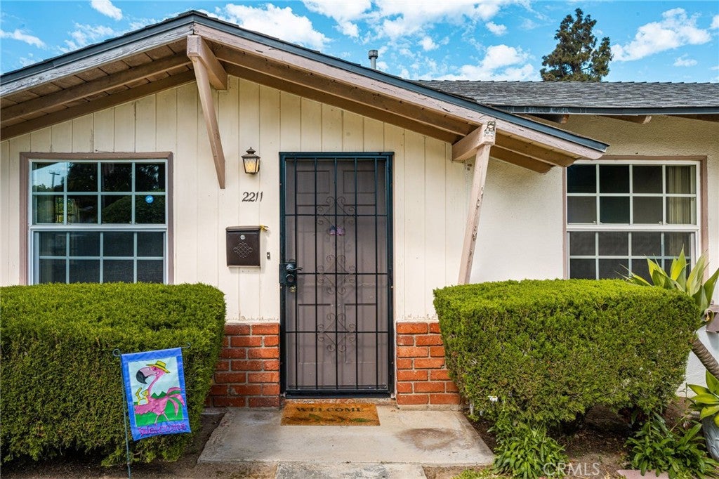 2211 Meyer