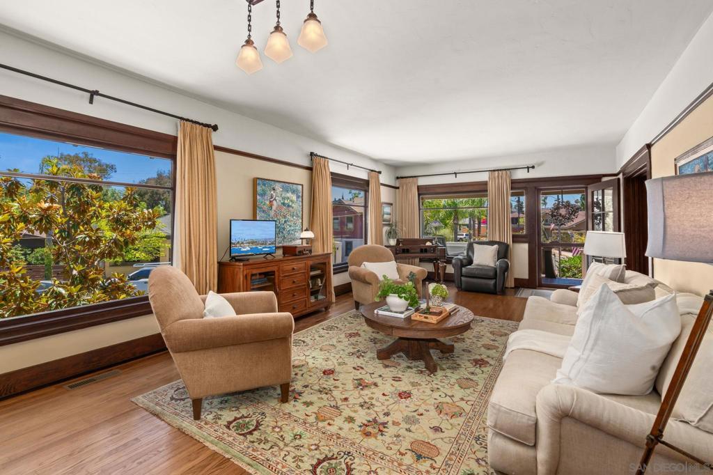 4316 Hermosa Way Way